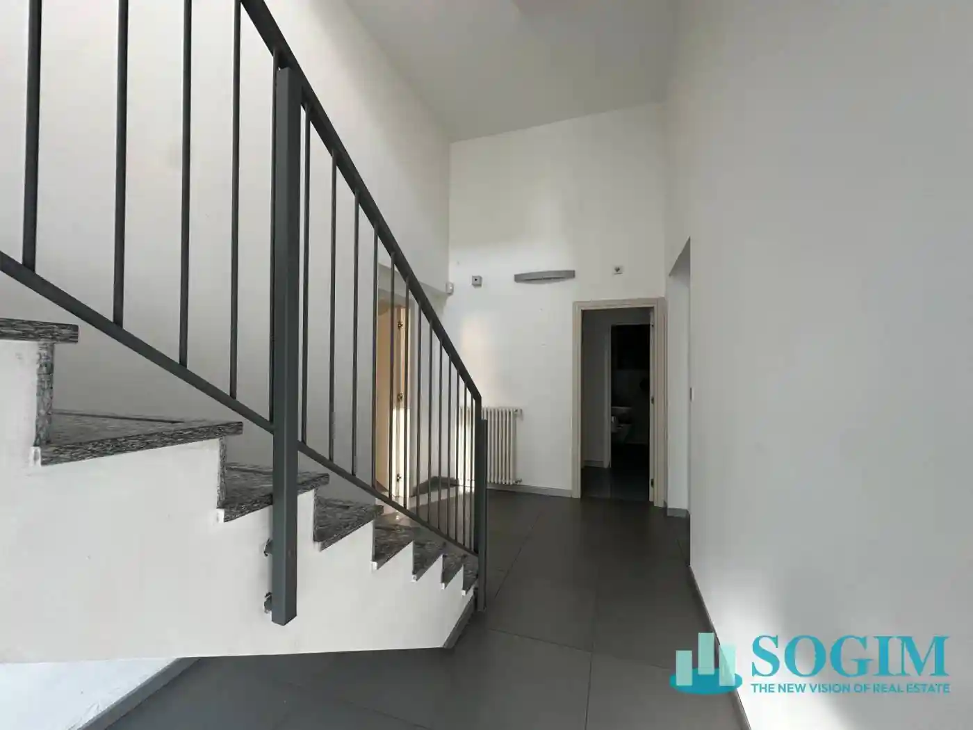 Palazzo - Edificio in Vendita - foto 2