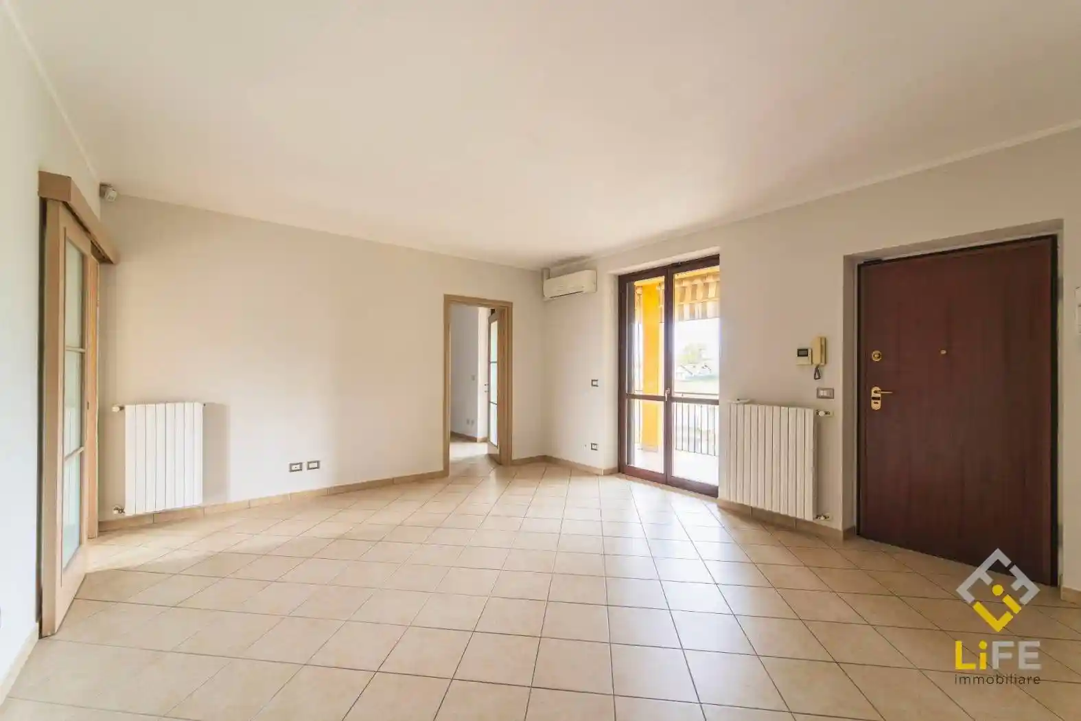 Appartamento in vendita a Tronzano Vercellese