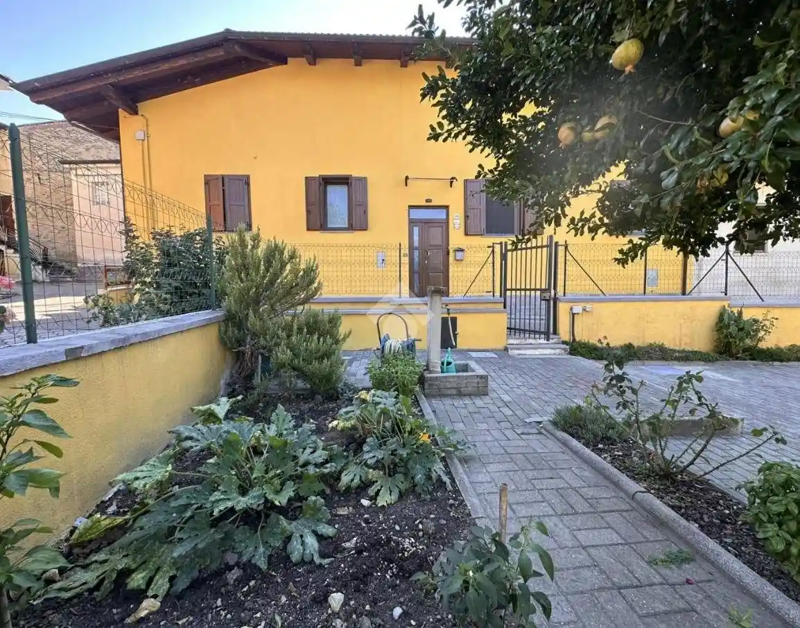 Casa indipendente in vendita a Bussoleno