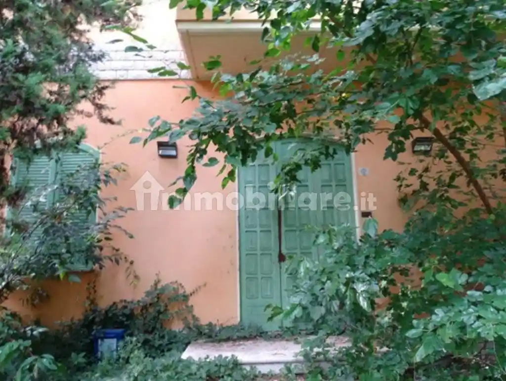 Villetta a schiera in vendita a Roverbella