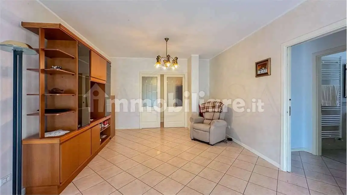 Trilocale via Giuseppe Borghini, snc, Centro, Collebeato - foto 3