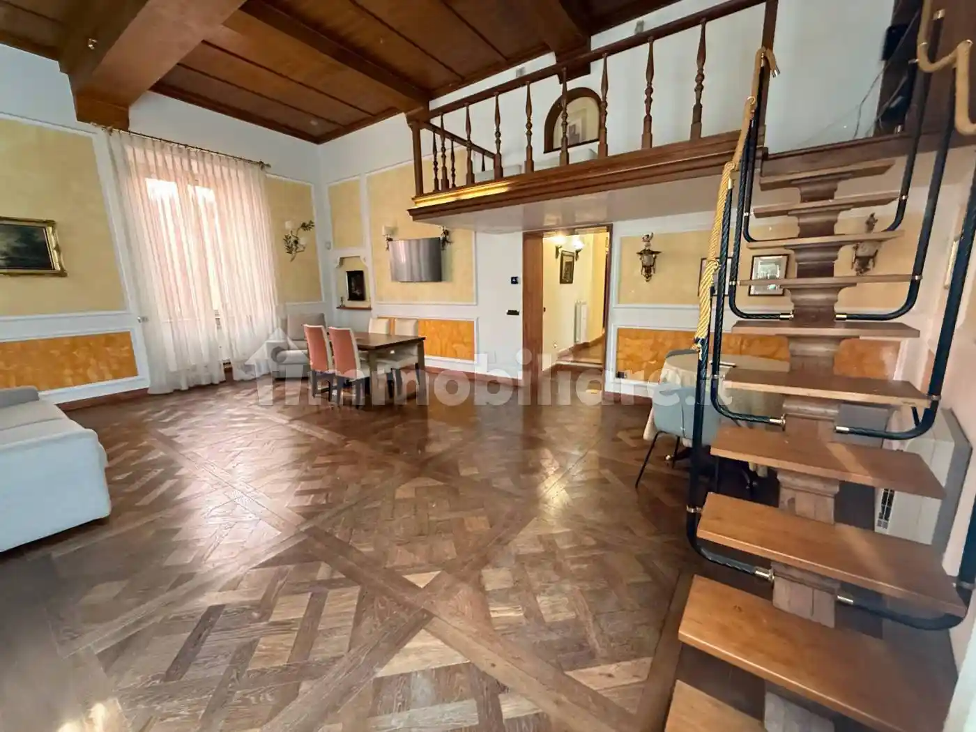 Quadrilocale via del Collegio Capranica, Montecitorio, Roma - foto 2