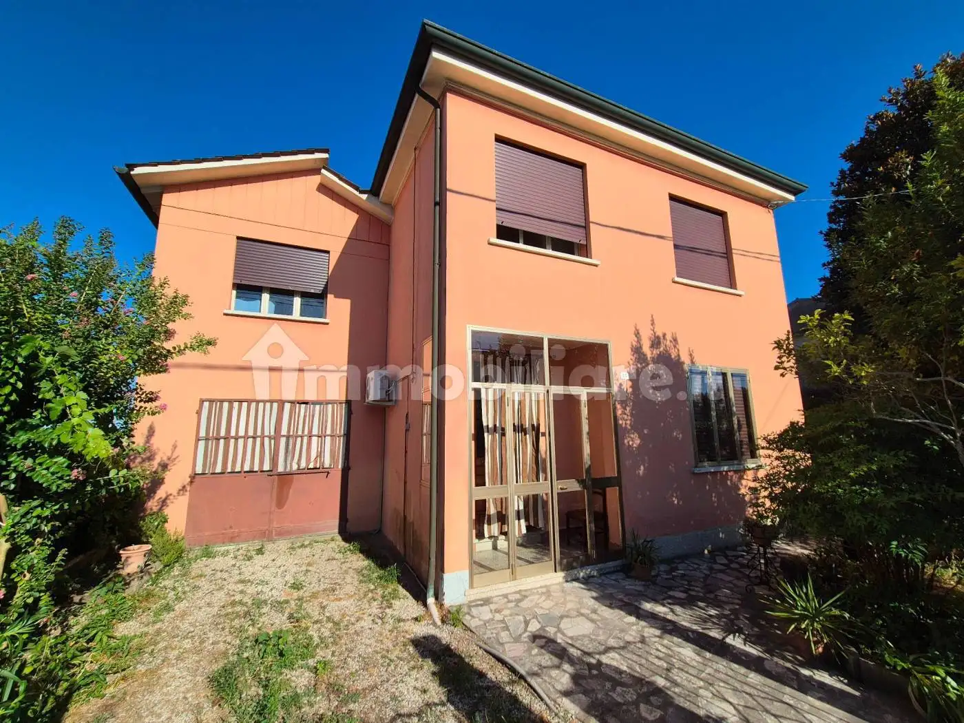 Casa indipendente in vendita a Terrazzo