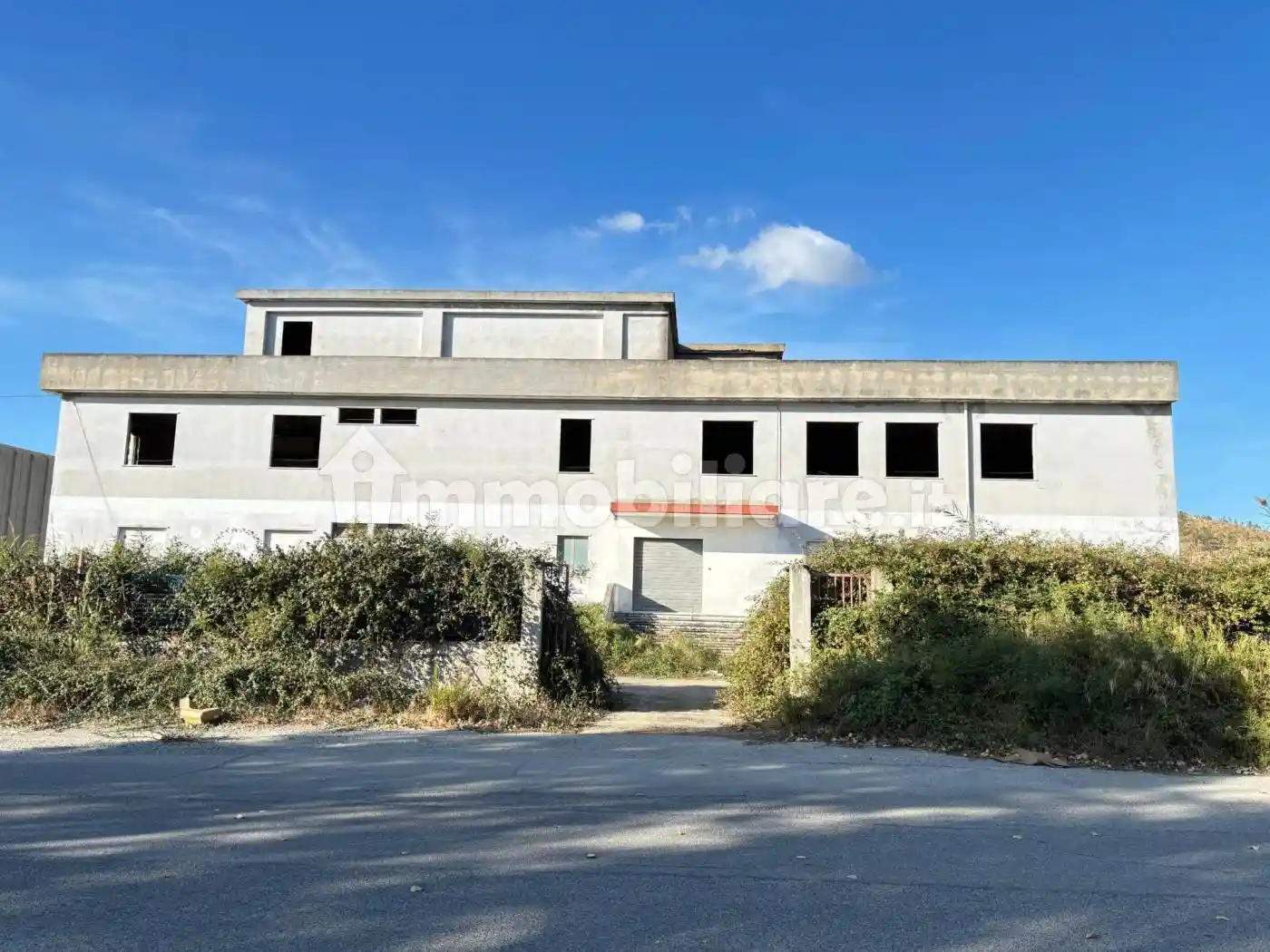 Palazzo - Edificio in vendita a Crotone