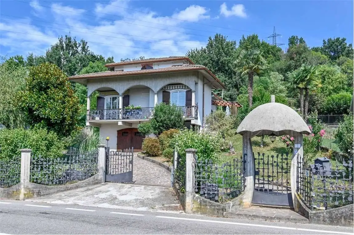 Villa unifamiliare via San Sebastiano, 4, Centro, Villa d'Almè - foto 2