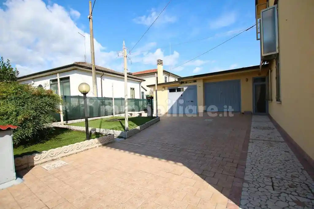 Villa bifamiliare Strada Marosticana, Marosticana - Polegge, Vicenza - foto 3