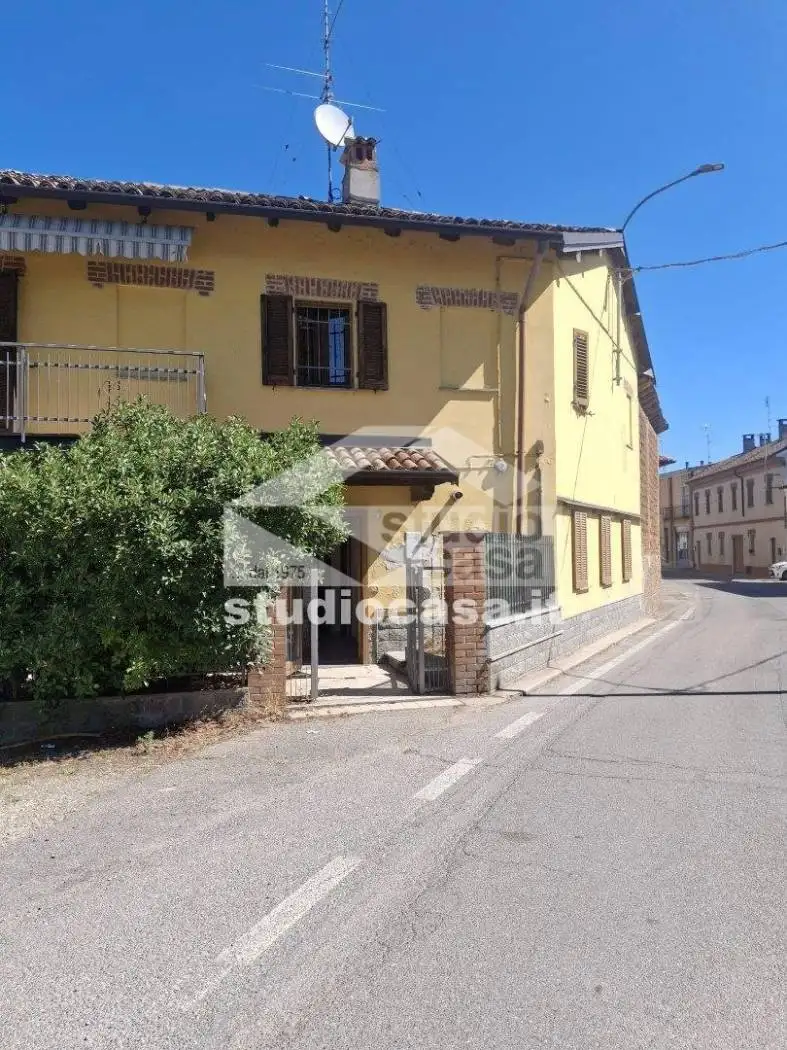 Casa indipendente in vendita a Linarolo