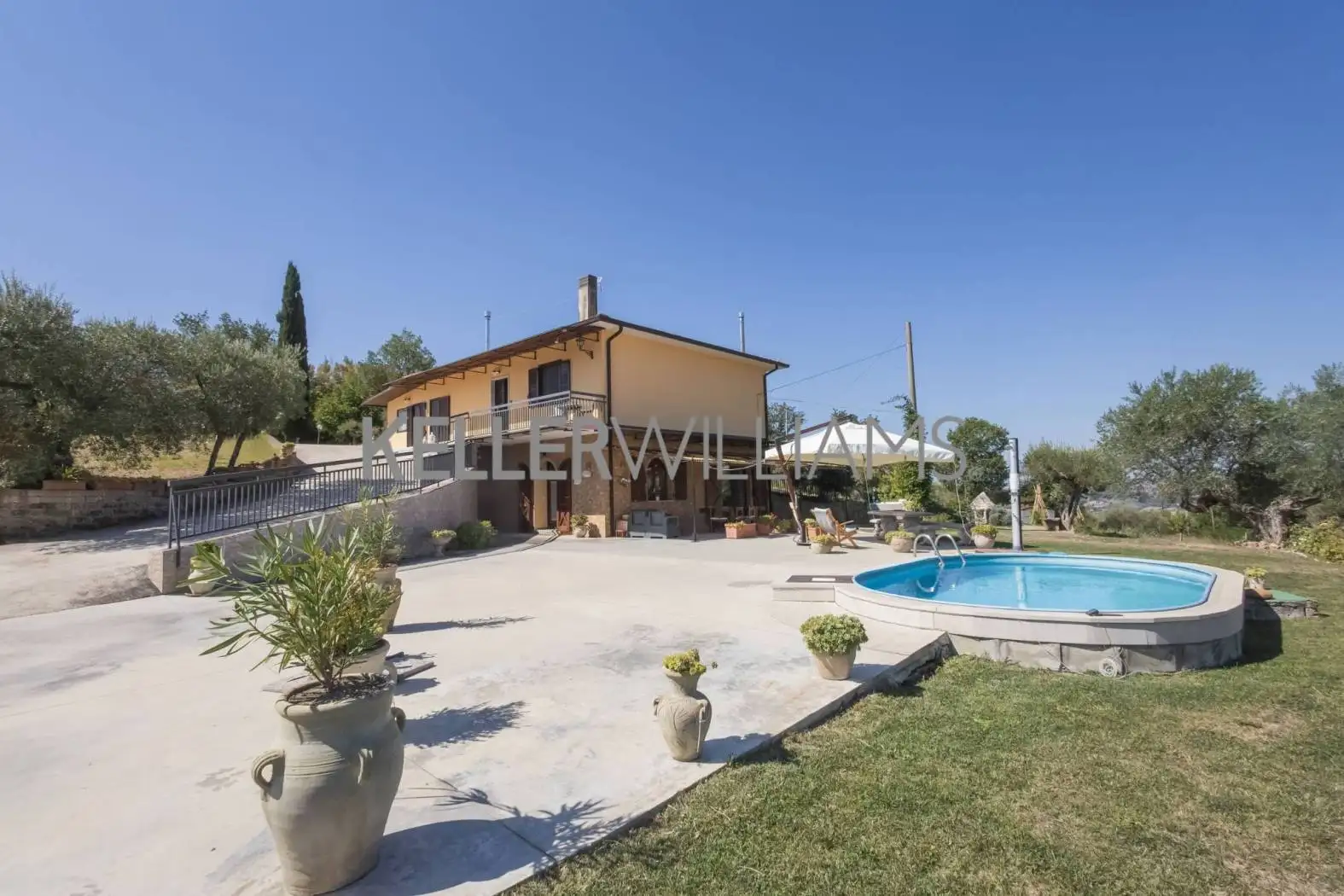Villa in vendita a Montecalvo Irpino