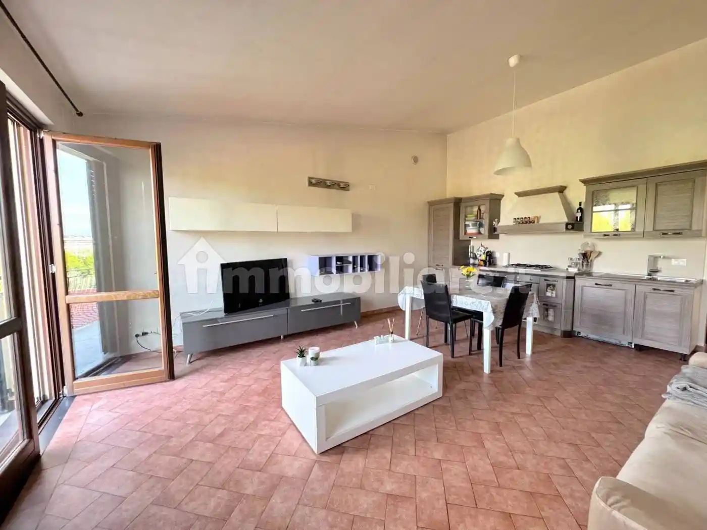 Palazzo - Edificio in vendita a Pistoia