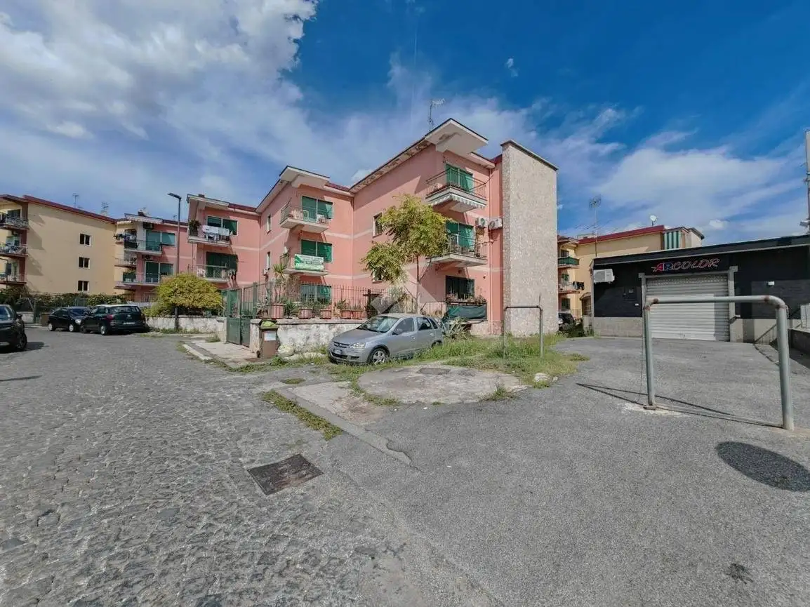 Appartamento in vendita a Pozzuoli