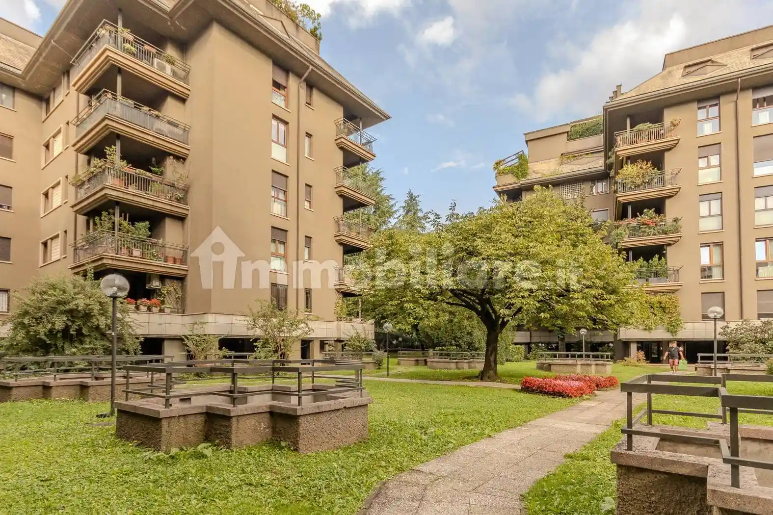 Quadrilocale via Alcide De Gasperi 7, Vedano al Lambro - foto 2