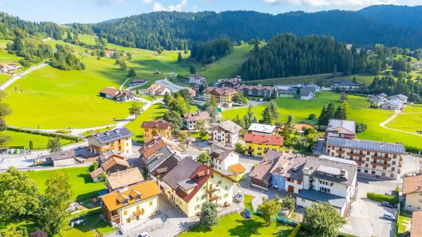 Casa indipendente in vendita a Folgaria