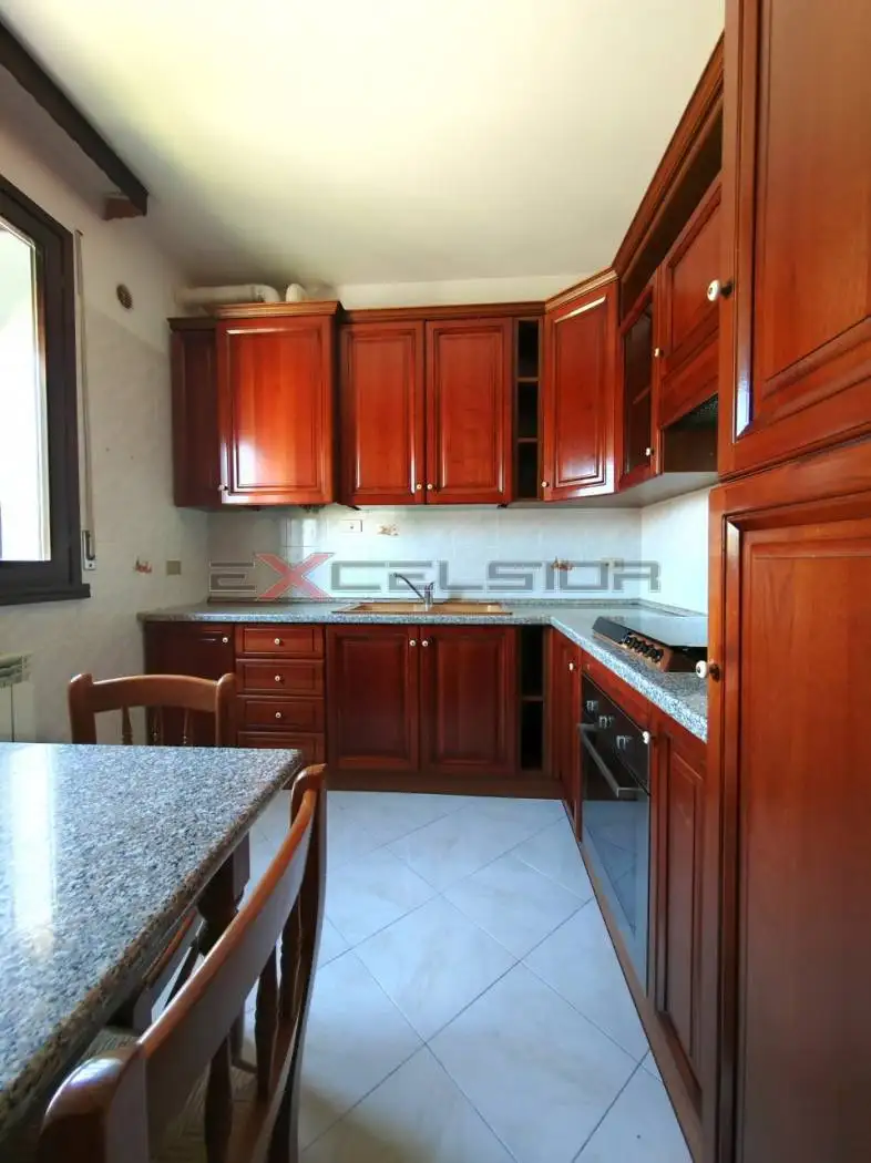 Appartamento in vendita a Pettorazza Grimani