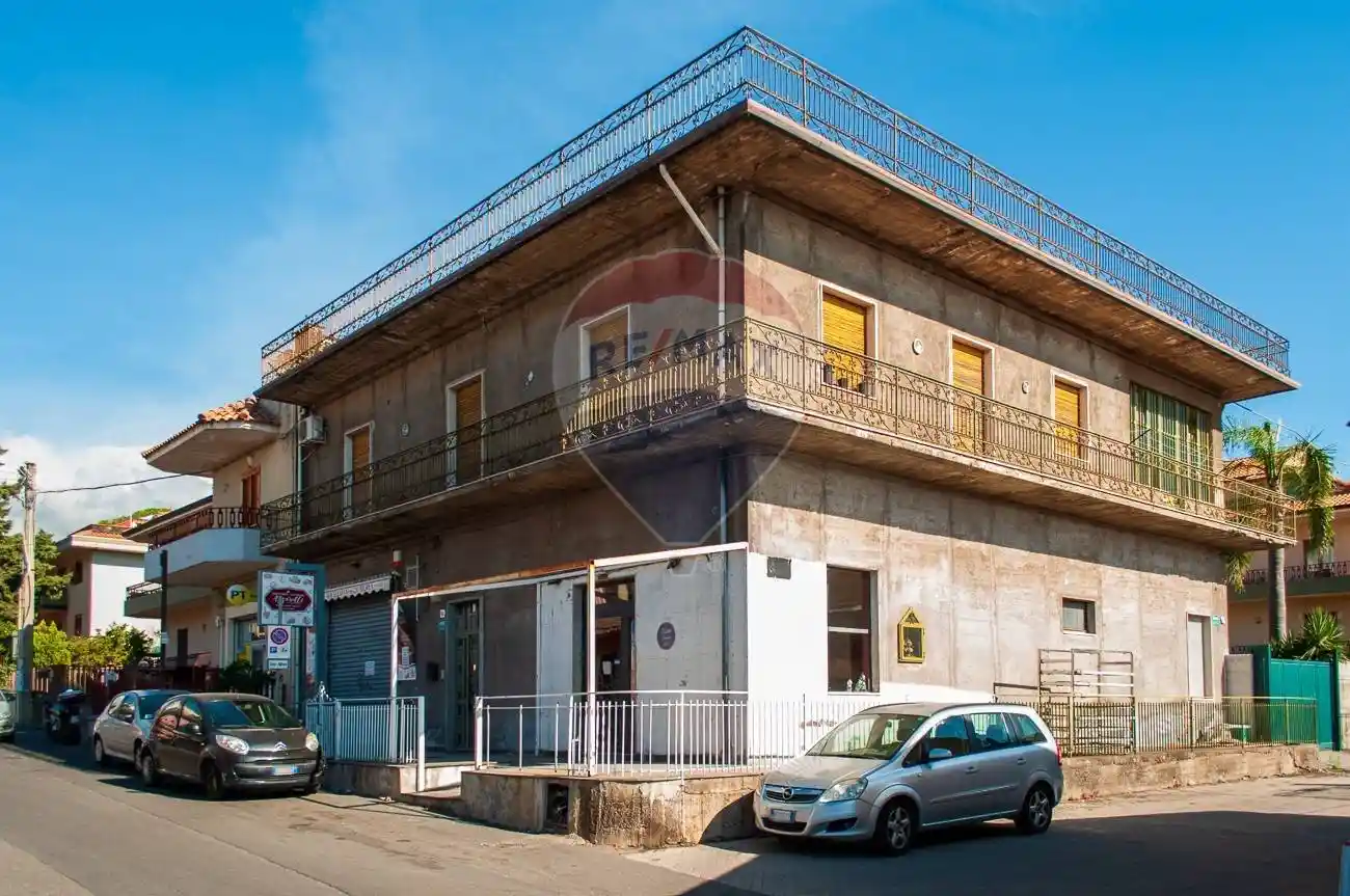 Casa indipendente in vendita a Acireale
