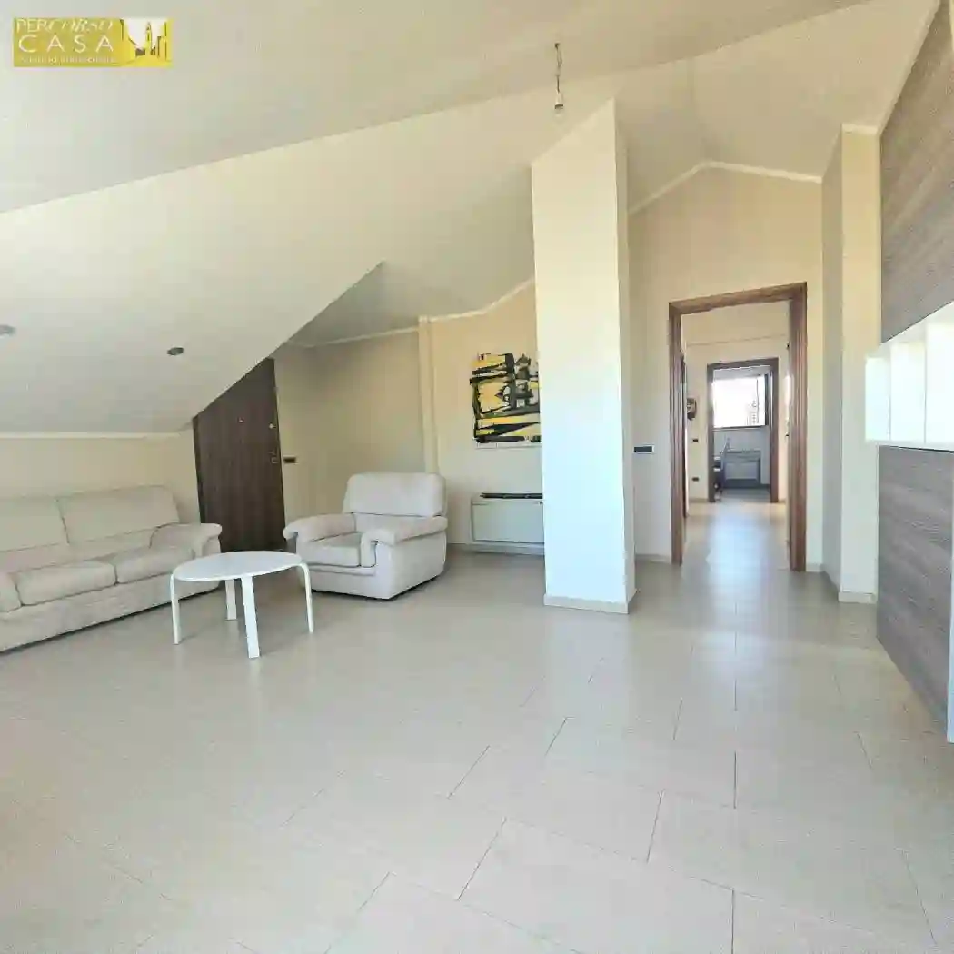 Attico ottimo stato, 134 m², Centro, Teramo - foto 4