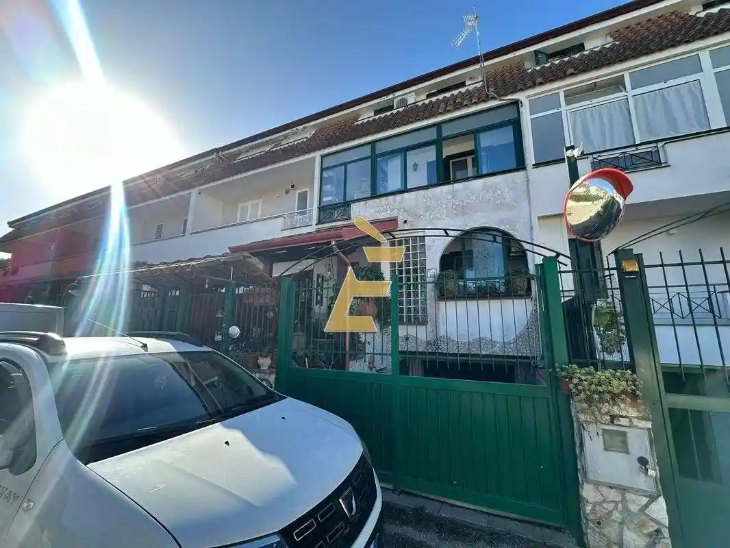 Villetta a schiera - foto 2