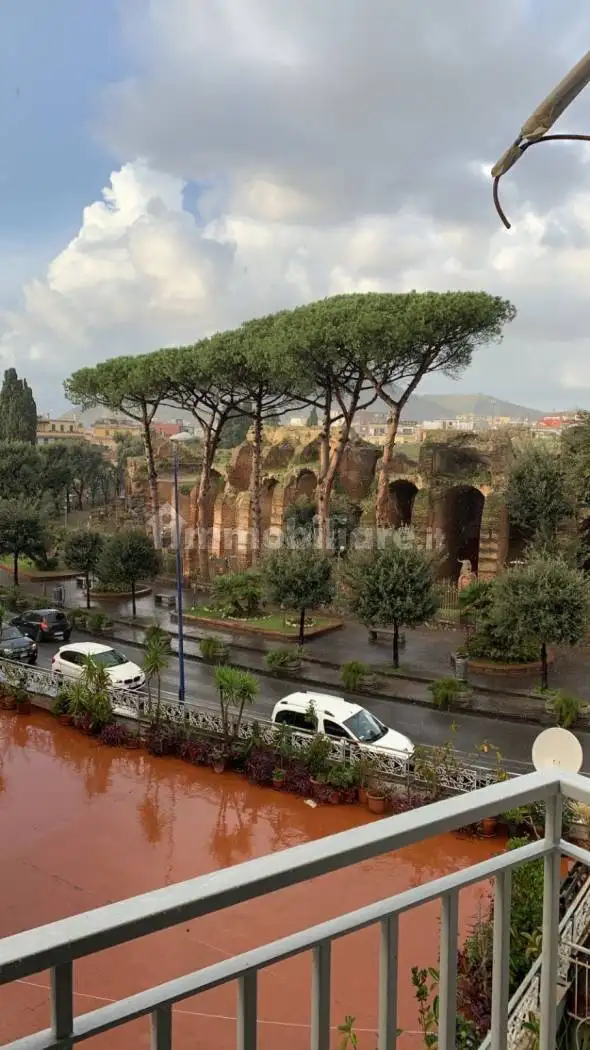 Appartamento in vendita a Pozzuoli