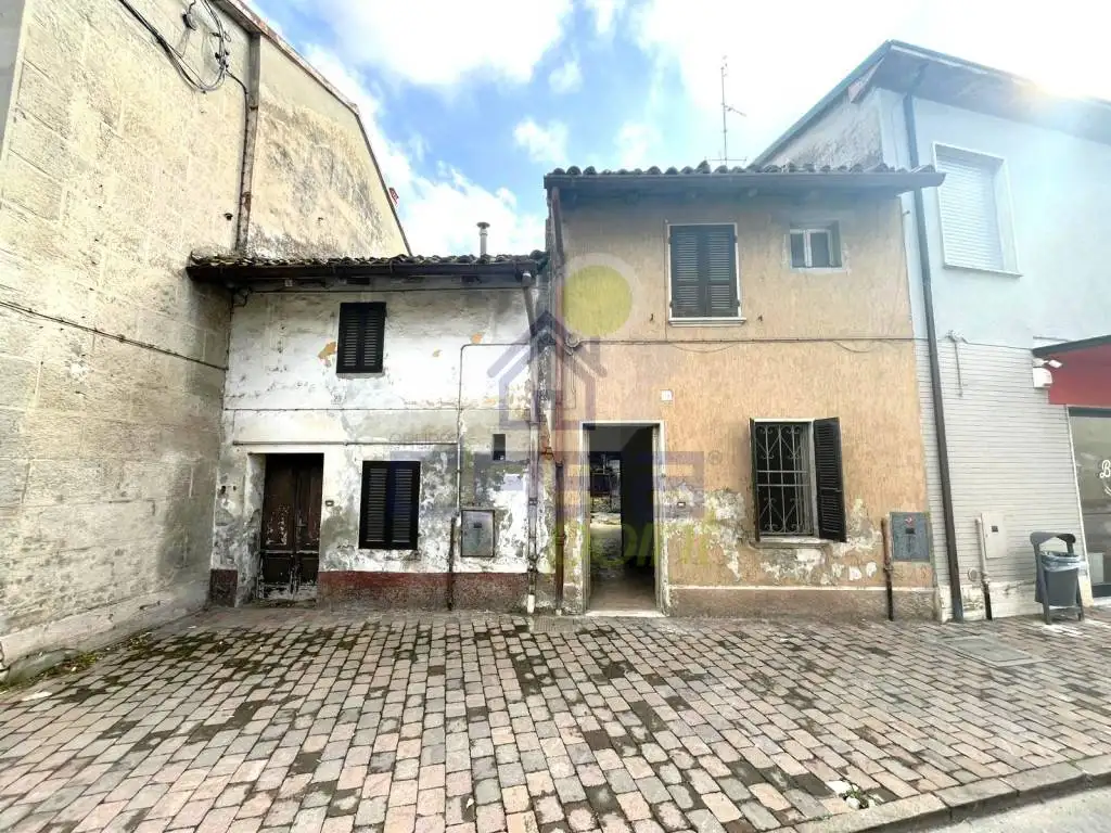 Casa indipendente in vendita a Castelnuovo Bocca d'Adda