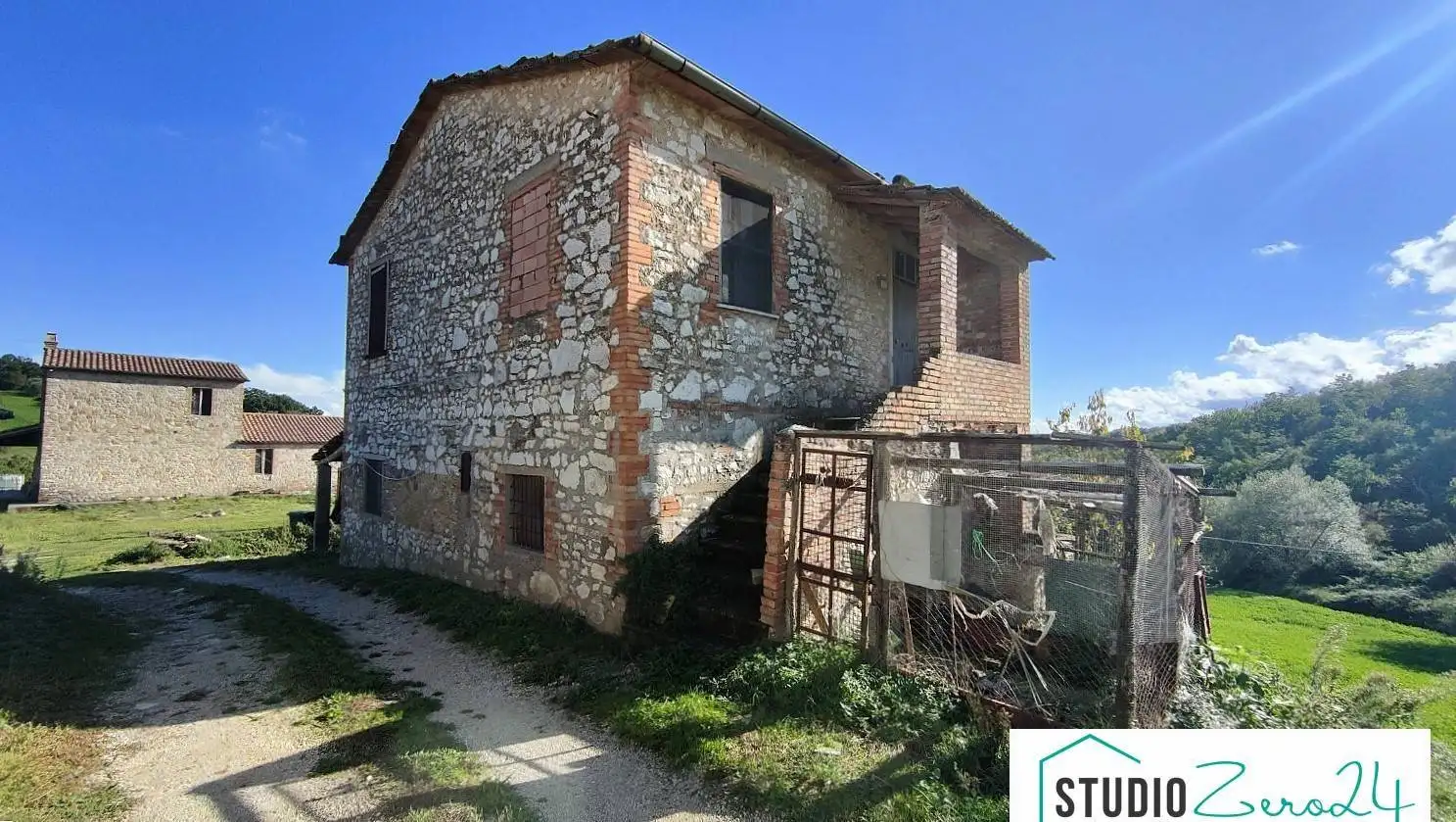 Rustico - Casale in vendita a Avigliano Umbro