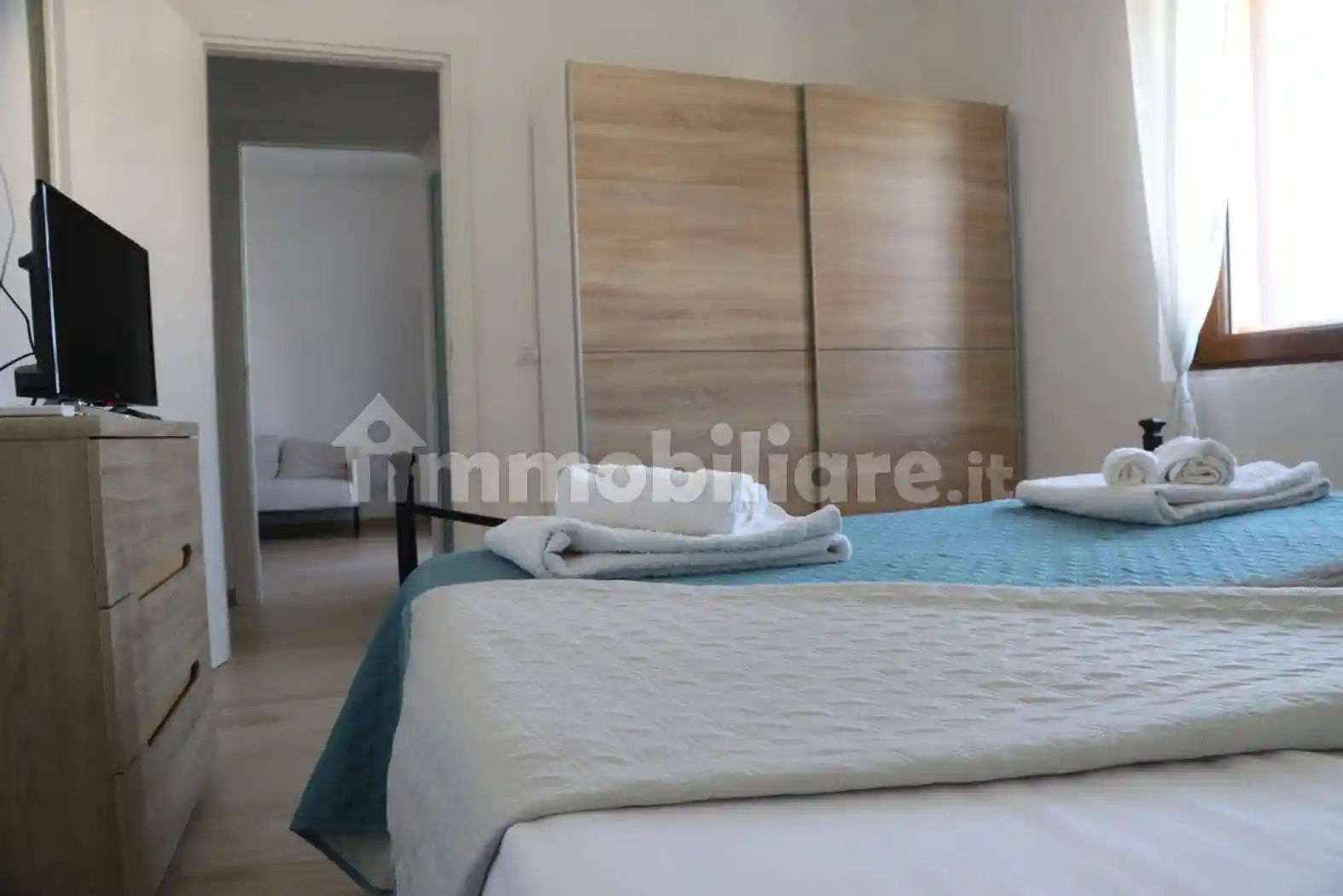 Palazzo - Edificio in Affitto - foto 4