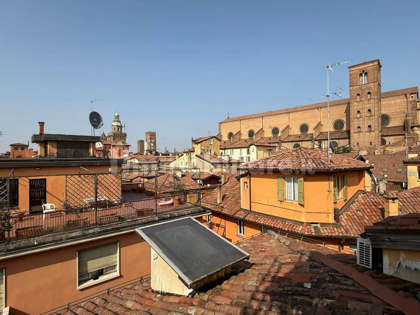 Appartamento in vendita a Bologna