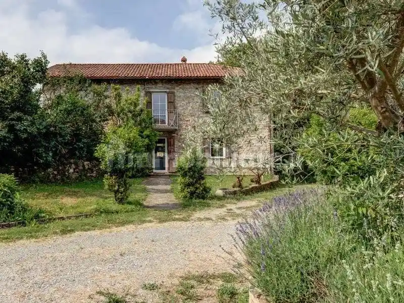 Terratetto unifamiliare 205 m², ottimo stato, Cortemilia - foto 3