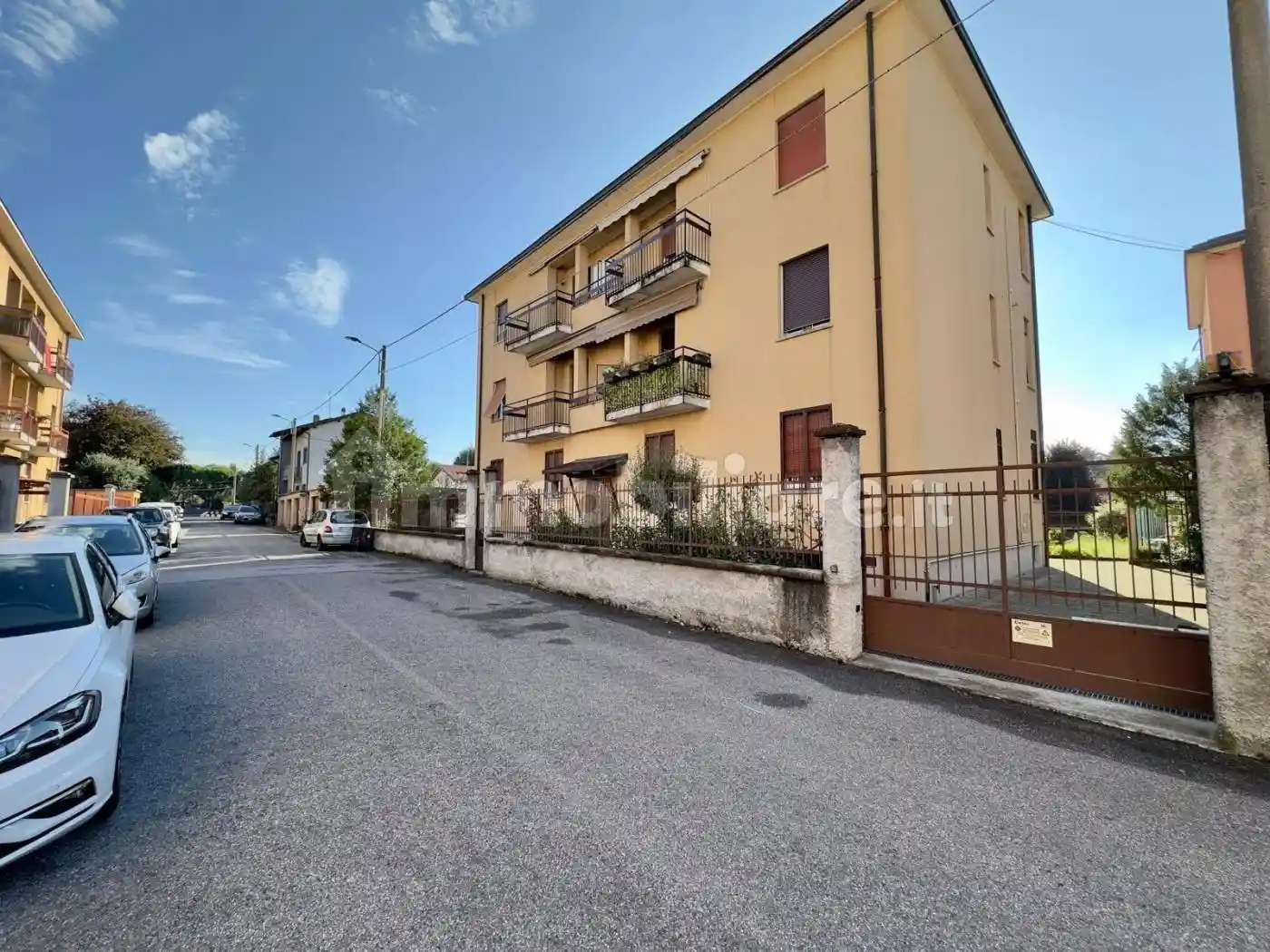 Appartamento in vendita a Carate Brianza