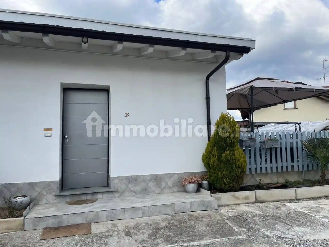 Casa indipendente in vendita a Mariano Comense