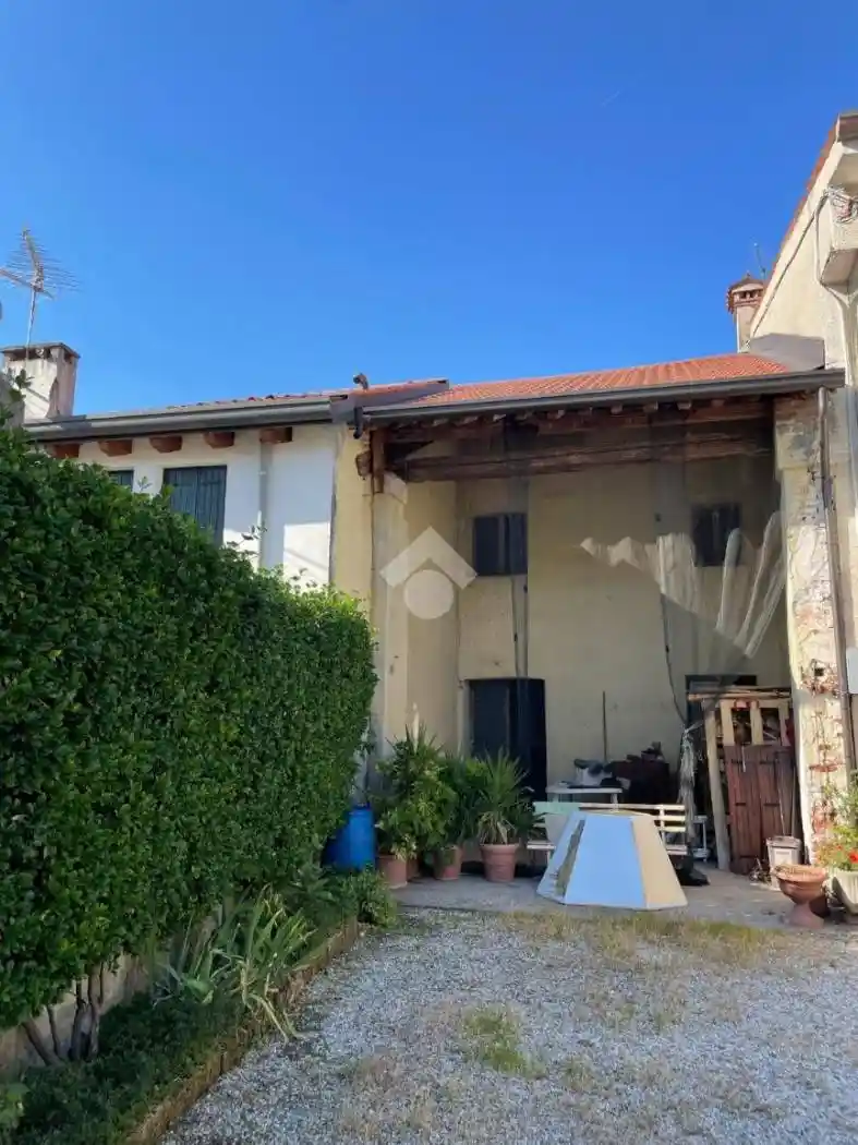Casa indipendente in vendita a Tezze sul Brenta