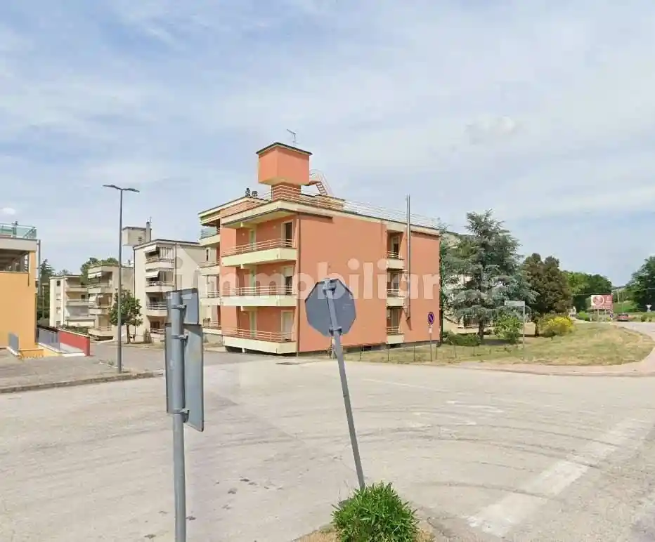 Appartamento in vendita a Sant'Ippolito