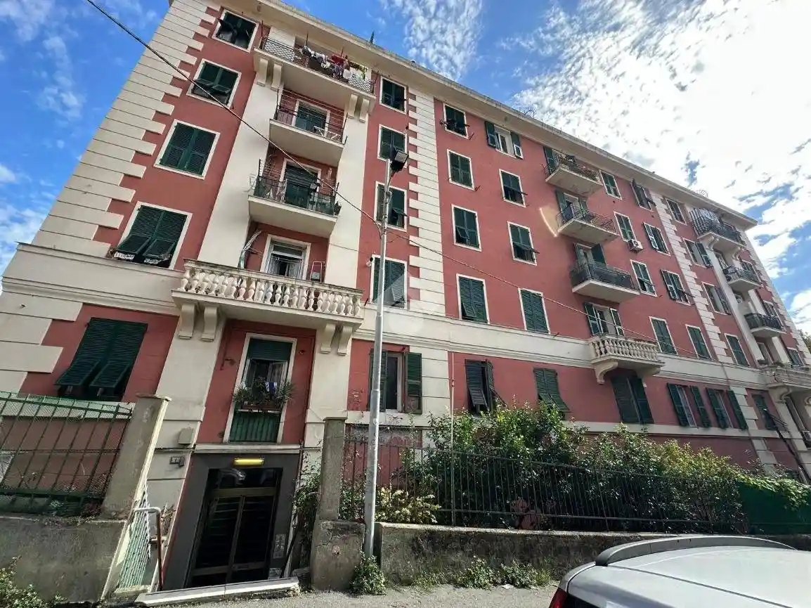 Appartamento in vendita a Genova