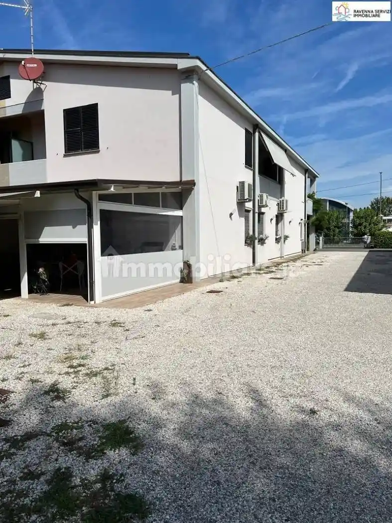 Casa indipendente in vendita a Massa Lombarda