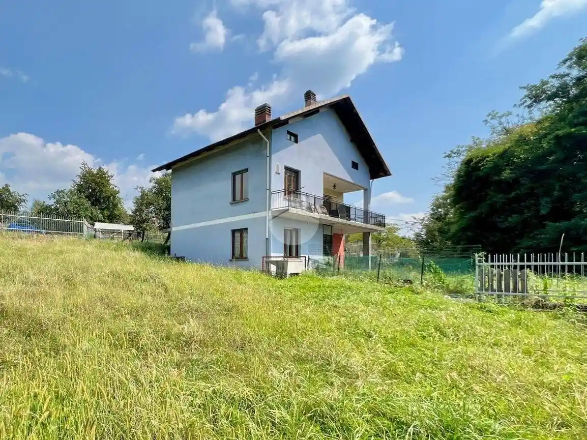 Villa in vendita a Lanzo Torinese