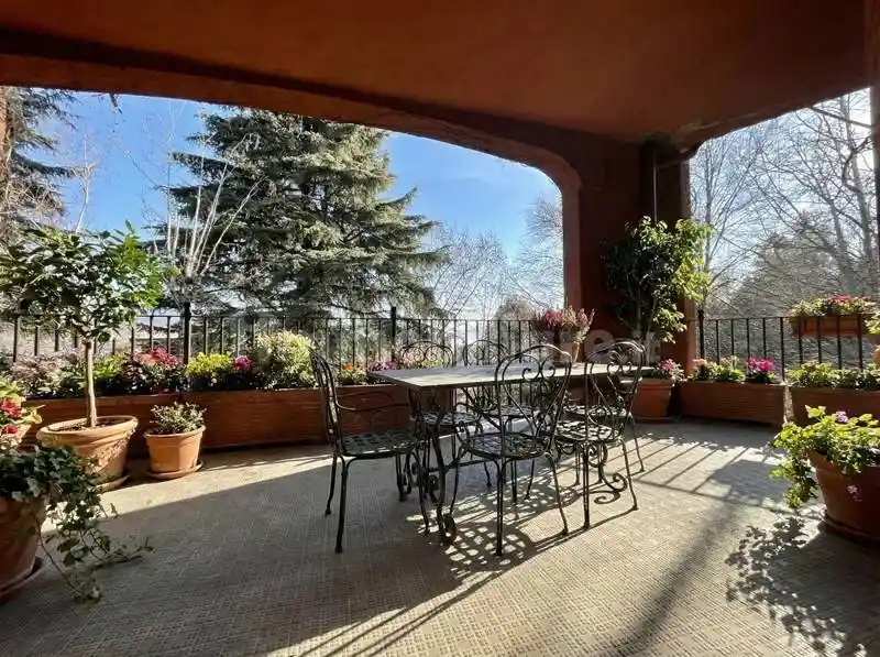 Appartamento in vendita a Erba