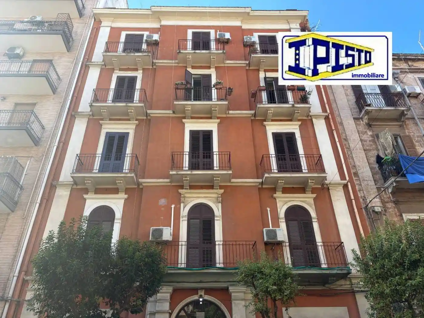 Appartamento in affitto a Taranto