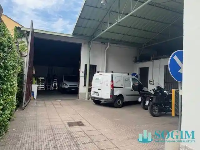 Palazzo - Edificio in Vendita - foto 2