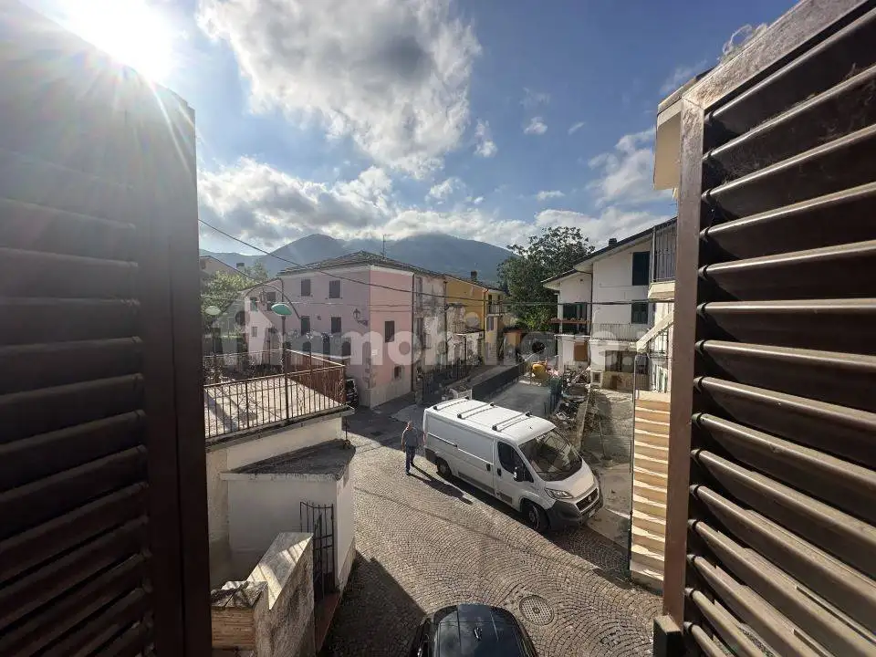 Villa unifamiliare, buono stato, 315 m², Nocella, Campli - foto 2