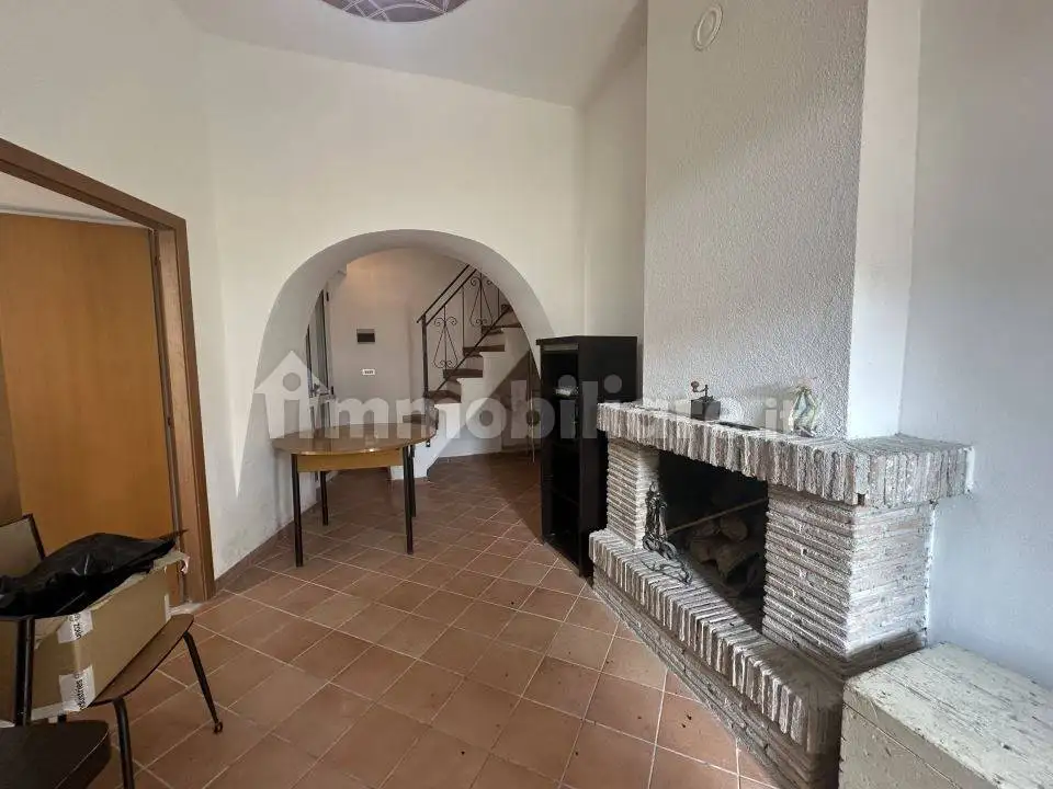 Villa unifamiliare, buono stato, 315 m², Nocella, Campli - foto 5