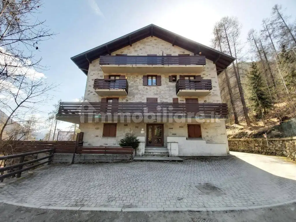 Appartamento in vendita a Chiesa in Valmalenco