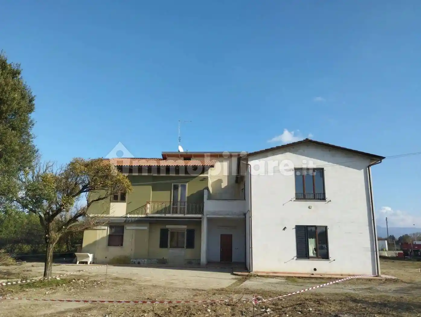 Villa in vendita a Marciano della Chiana