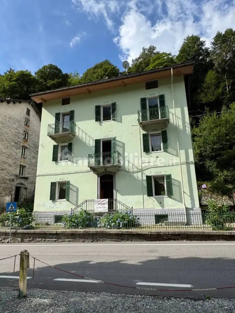 Villa in vendita a Rosazza