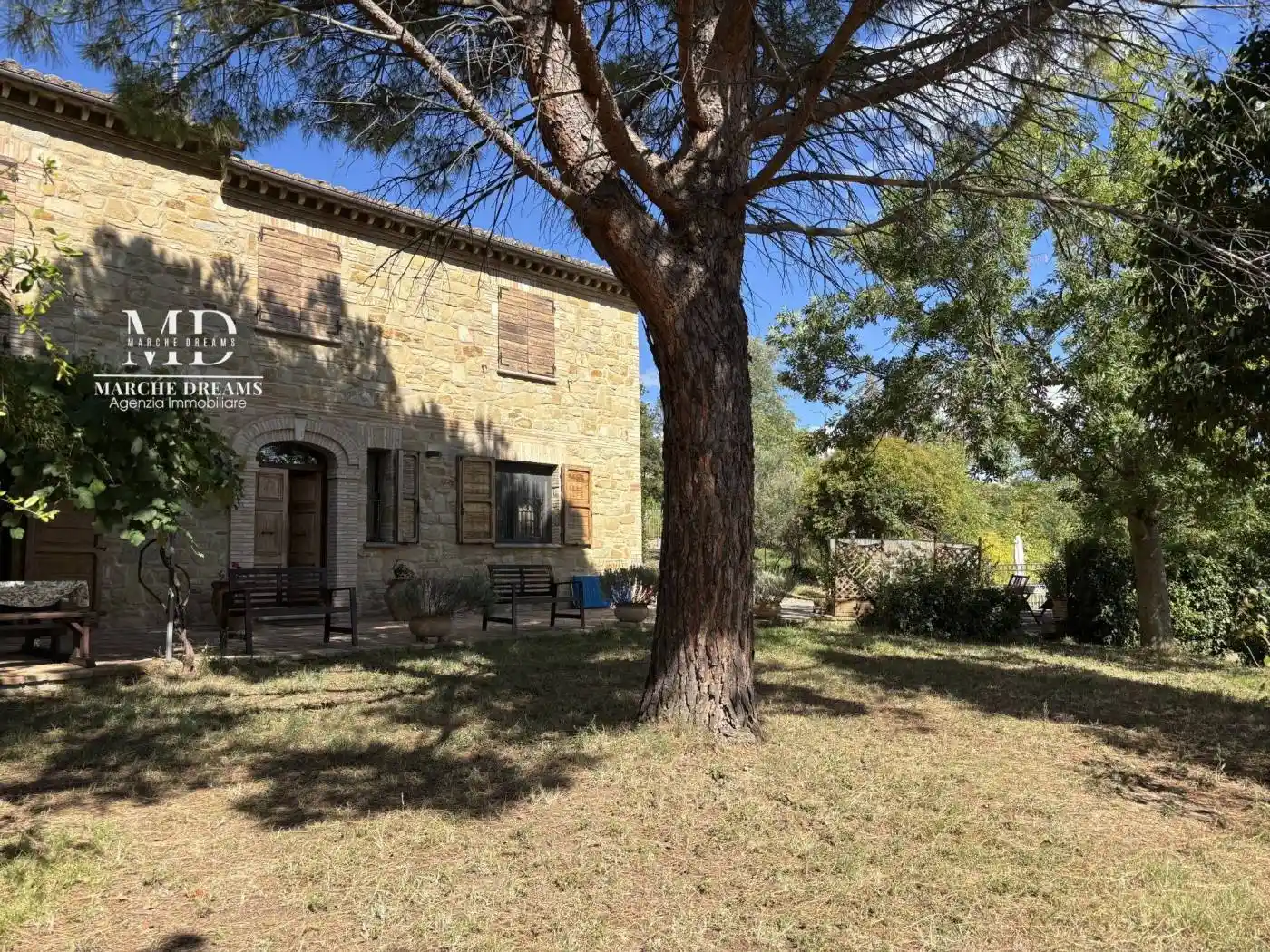 Rustico - Casale in vendita a San Severino Marche