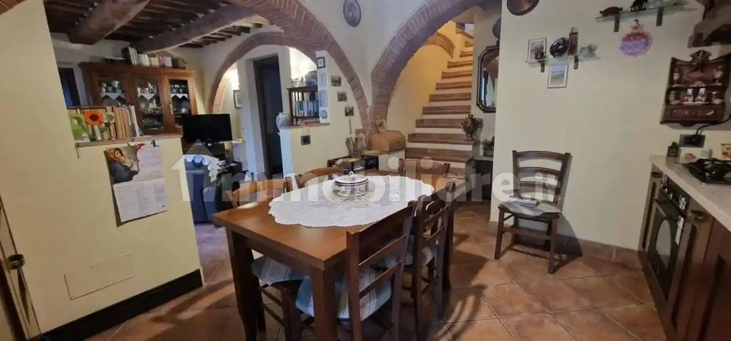 Villa in vendita a Carrara