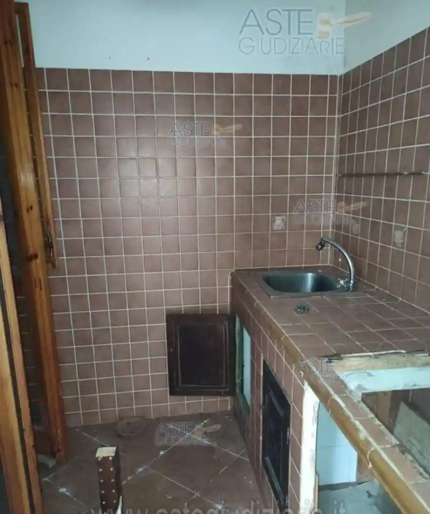 Appartamento all'asta vicolo del Colle, Rocca Sinibalda - foto 3