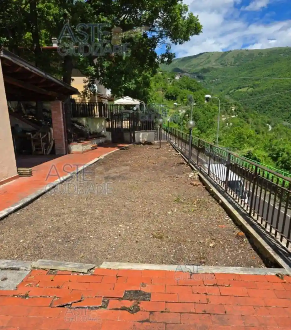 Appartamento all'asta vicolo del Colle, Rocca Sinibalda - foto 5