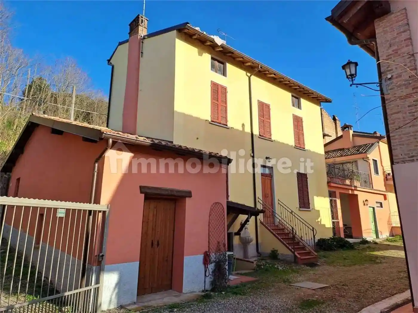 Villa in vendita a Corvino San Quirico