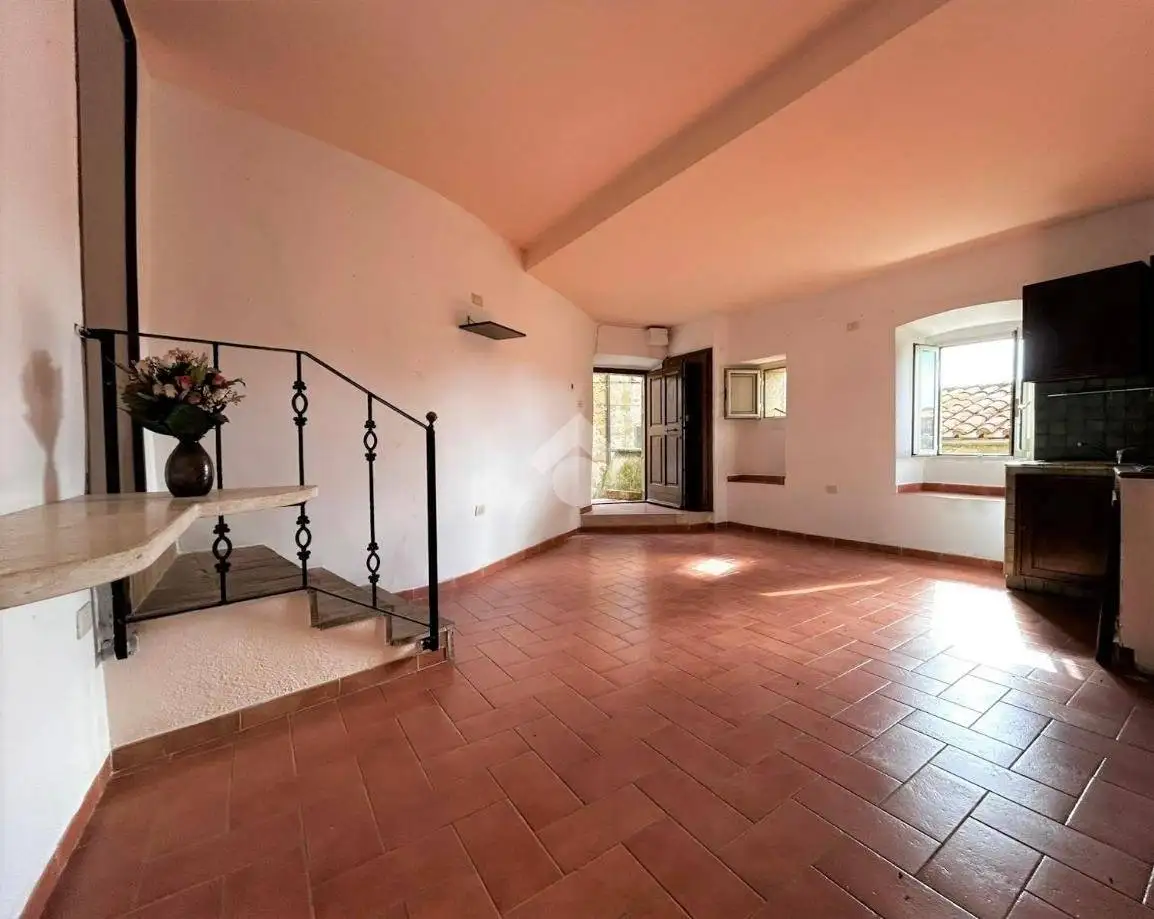 Appartamento in vendita a Farnese