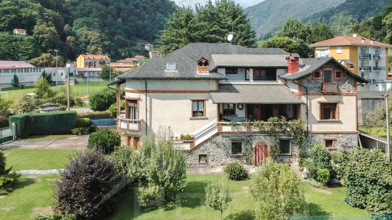 Villa in vendita a Coggiola