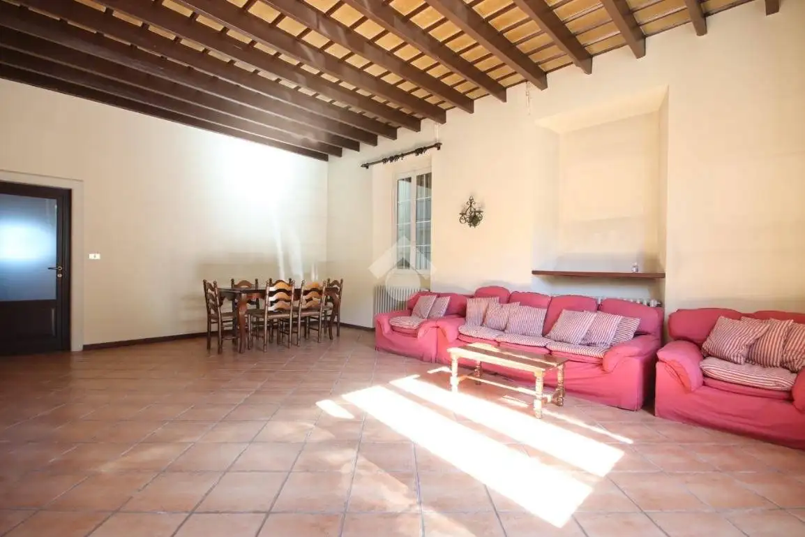 Trilocale via 4 novembre 9, Centro, Barzanò - foto 4