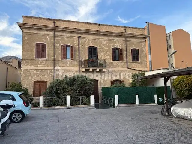 Appartamento in affitto a Palermo